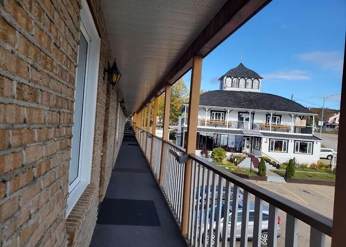 Hotel - Motel Georges Tadoussac acceptant les animaux
