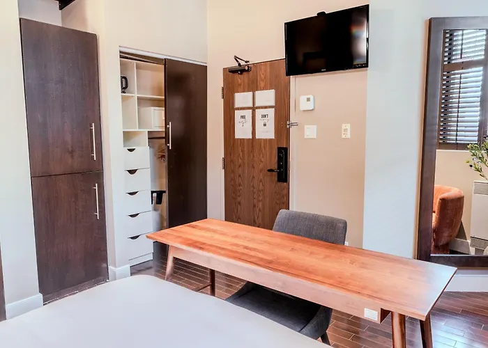 Self Check-In Boutique Hotel - Quartier latin - Room 102 Montréal