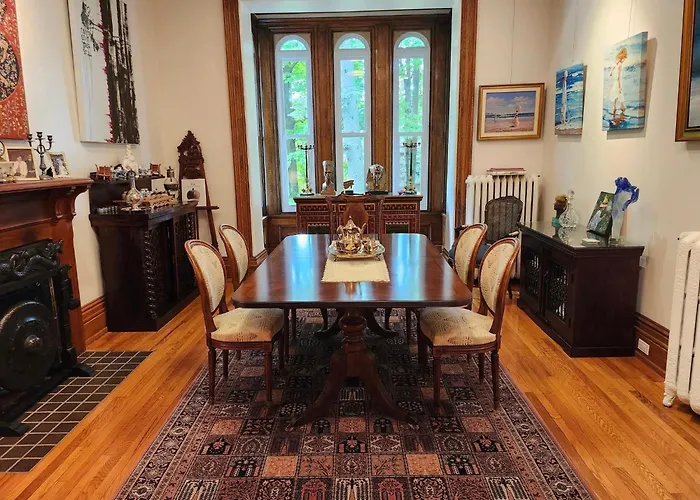 Île de Garde B&B Sherbrooke Avec Terrain de Golf