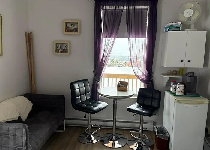 Gite La Ptite Falaise Hebergement Touristique Et Appartement Sainte Anne des Monts