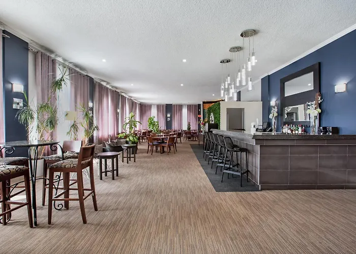 Montreal Cheap Hotels