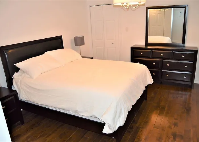 Bnbera - The Rock Apartment Montréal