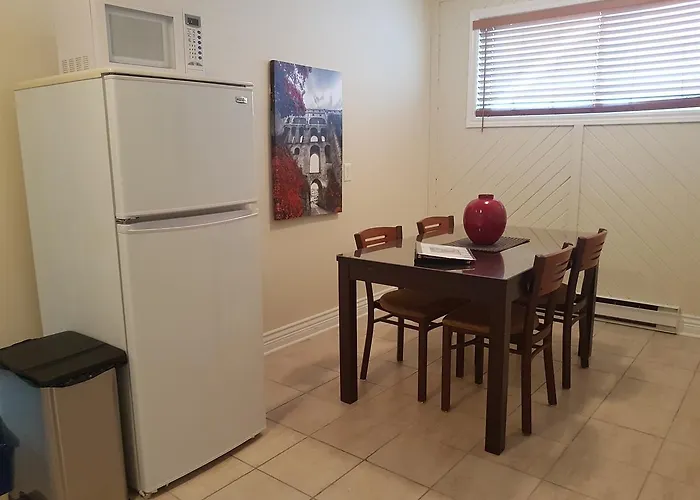 1-Bedroom Apartment Sweet #3 By Amazing Property Rentals Gatineau