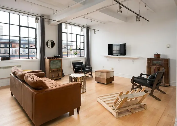 Sonder — Portugal Park Aparthotel Montreal