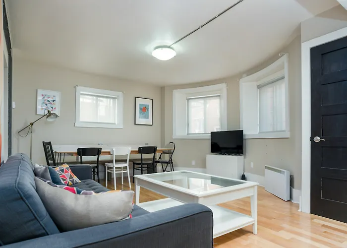 Pet friendly Bohemian 5Br In Downtown Mtl By Sonder Hotel Montreal